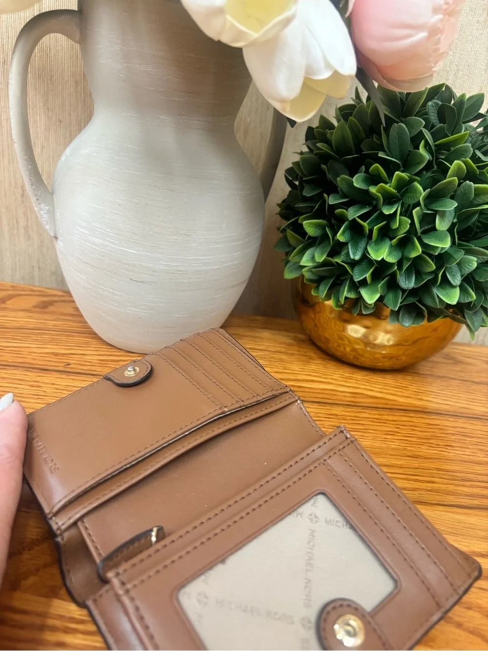 Michael Kors White/Gray MK Signature Card Holder with Gold Logo